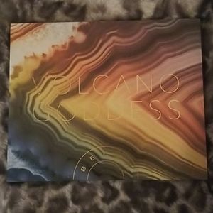 Becca Volcano Goddess Eyeshadow Palette